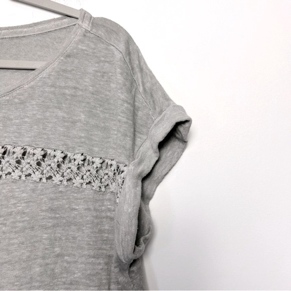 Anthropologie Akemi + Kin Gray Lattice Lace Stripe Short Sleeve Linen Tee NEW - Picture 6 of 13